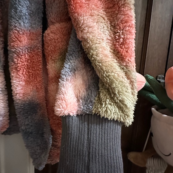 NWT hem & thread tie dye extra soft jacket with fitted cuffs - Picture 4 of 6